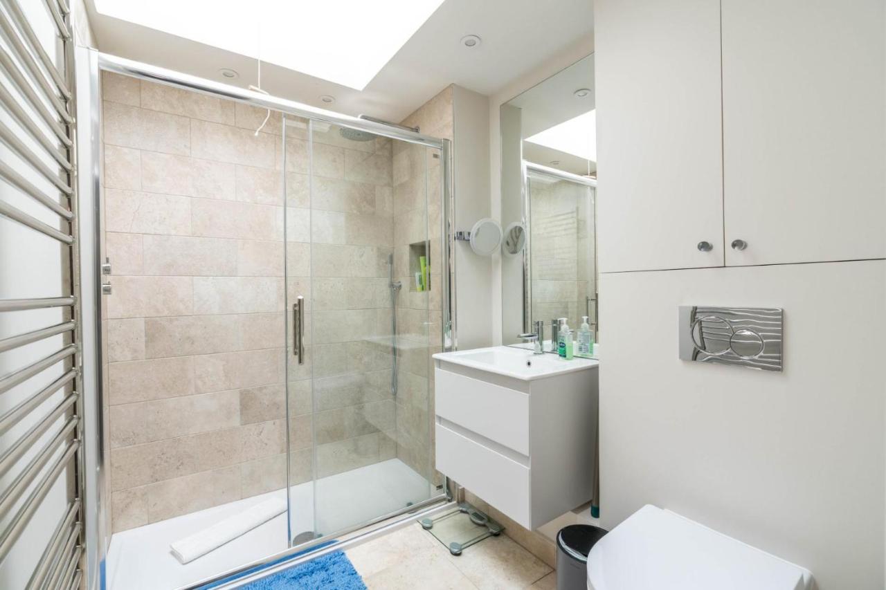 Charming 2Bd Garden House - Hammersmith ロンドン エクステリア 写真